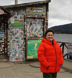 Susan Calman at the Last Post Office on Earth in South America
